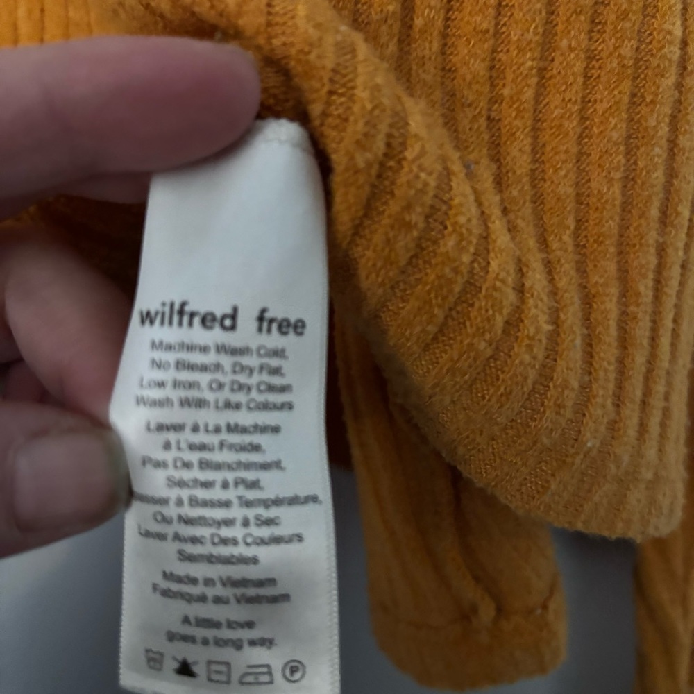 Wilfred Free Warm Amber Knit Cropped Sweater - Picture 3 of 6